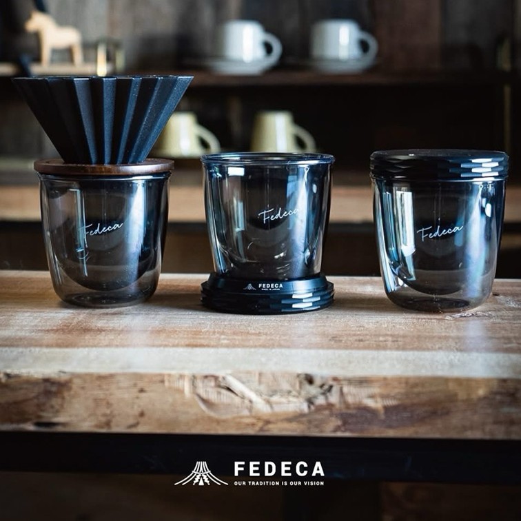 【新品未使用】FEDECA ダプルウオ一ルグラス とコ一スタ一兼蓋2点セット 新品未使用】FEDECA ダプルウオ一ルグラスとコ一スタ一兼蓋2点セット